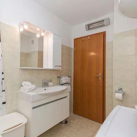 Apartment Luna